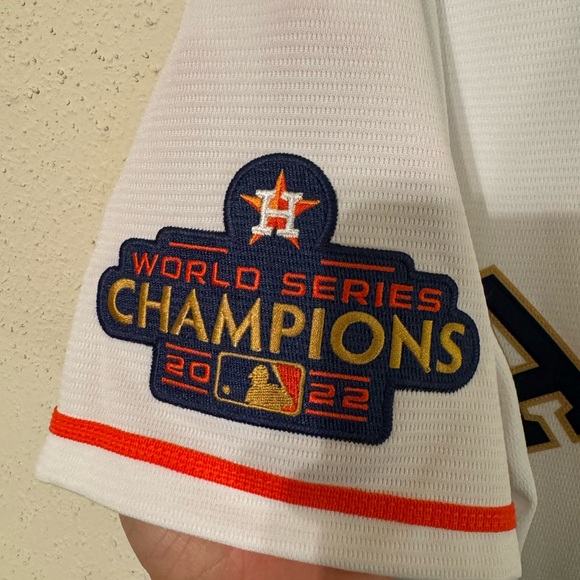 Nike Men's Houston Astros Altuve Gold Replica Jersey - Picture 3 of 5
